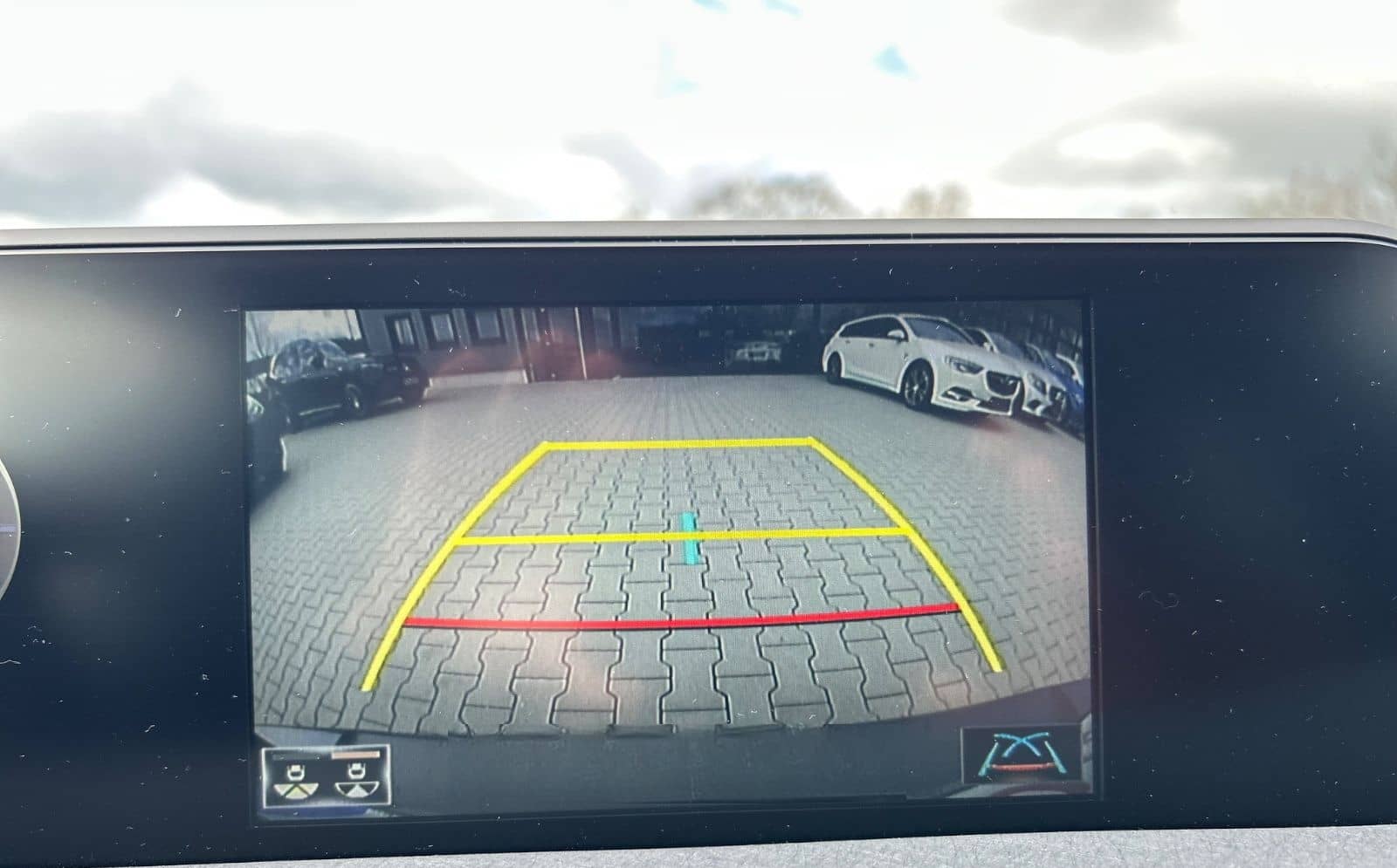 Lexus UX 300e - ACC-Belü.Sitze-Memory-Leder-Kamera-17Z foto 18