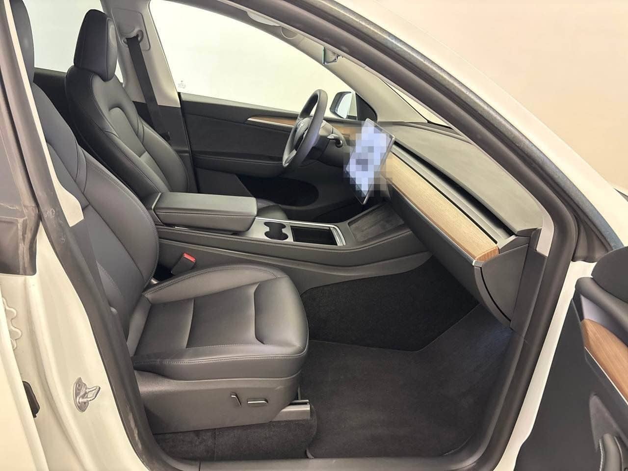 Tesla Model Y Long Range Dual Motor AWD AUT foto 8