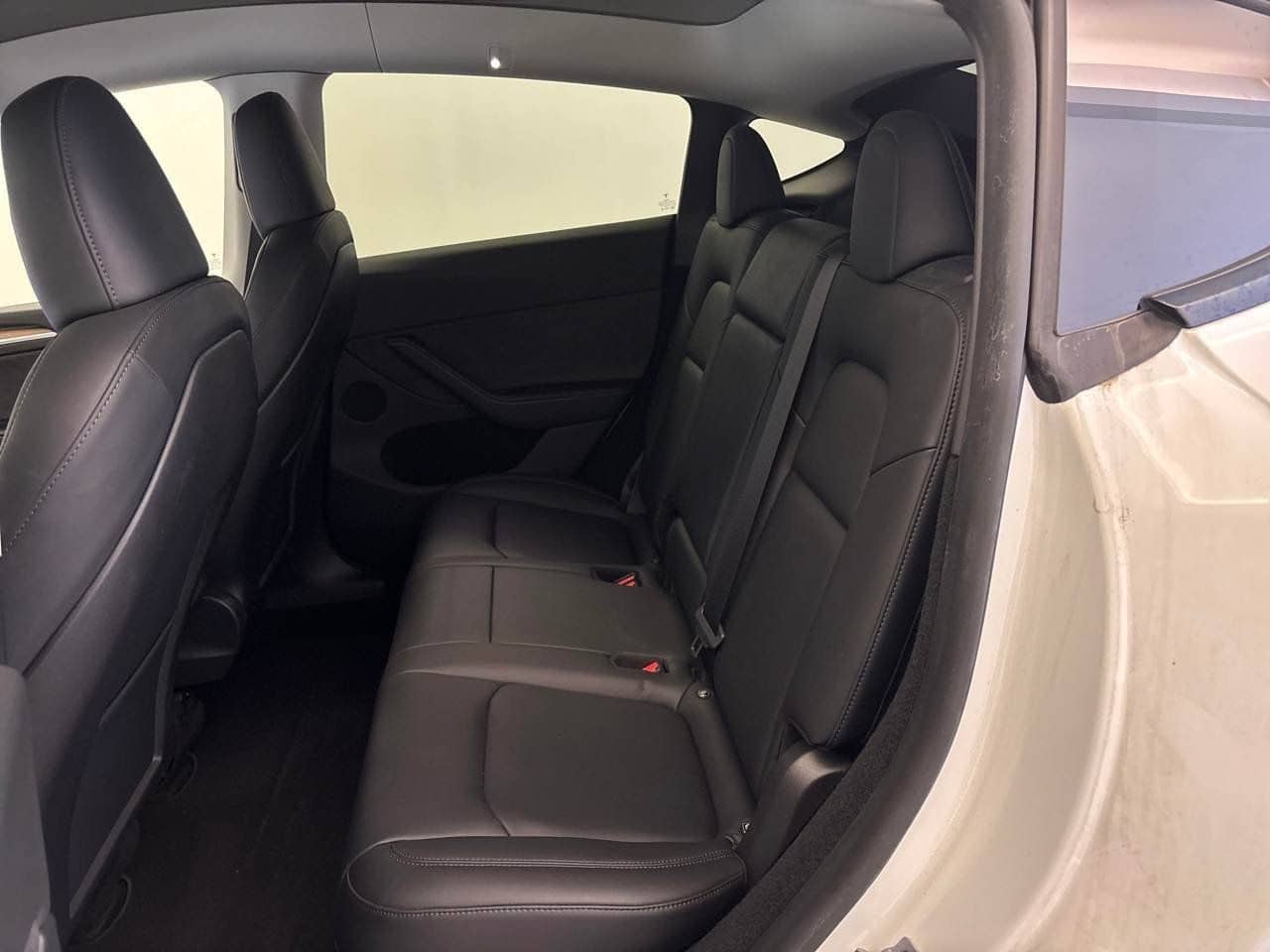 Tesla Model Y Long Range Dual Motor AWD AUT foto 10
