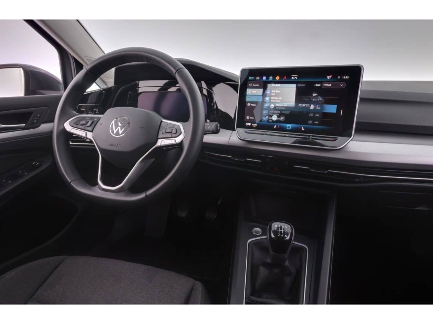 Volkswagen Golf Variant VIII 1.5TSI Life+LED+VIRTUAL+TEMPO foto 10