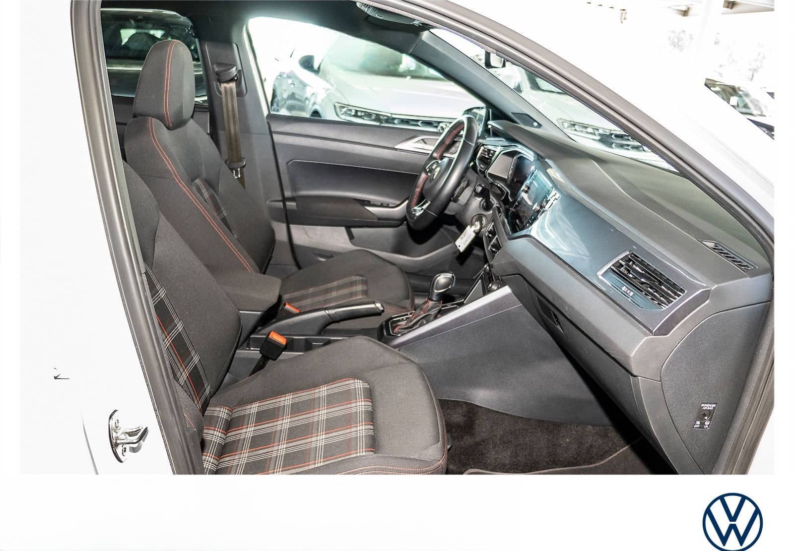 Volkswagen Polo GTI 2.0 TSI DSG Navi Kamera ACC LED SHZ foto 4