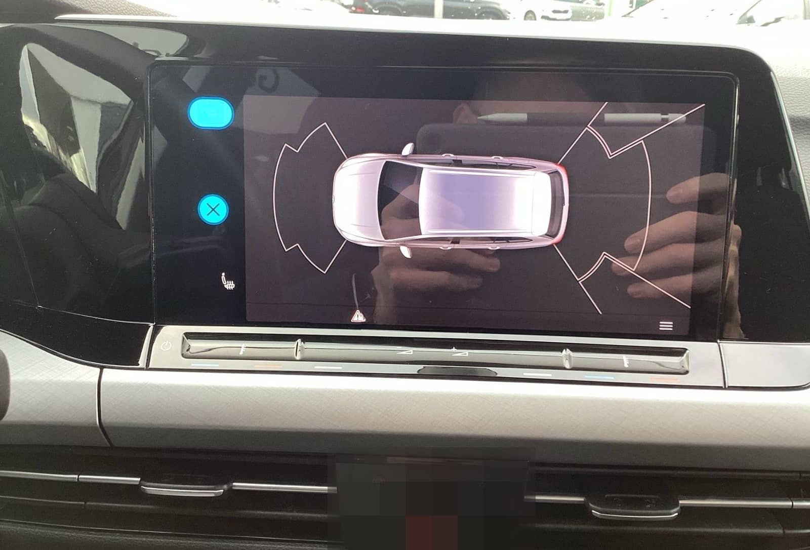 Volkswagen Golf VIII Variant 2.0 TDI DSG LIFE +AHK +LED +AC foto 13