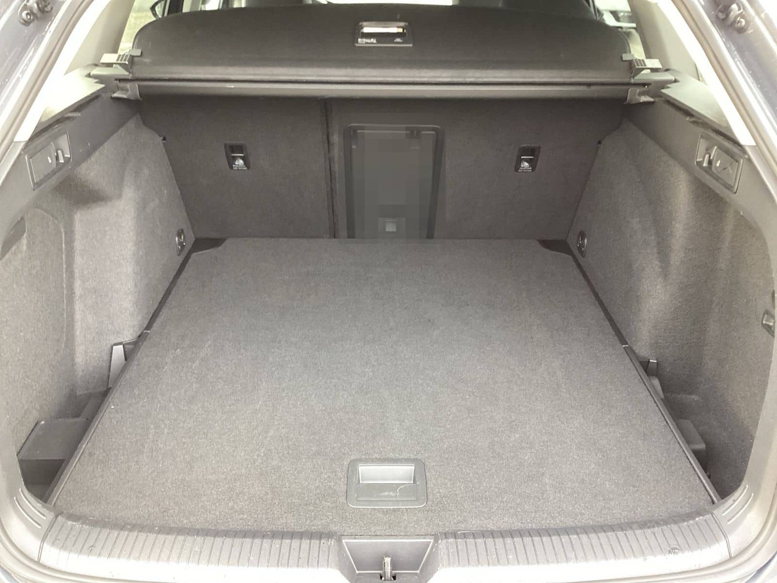 Volkswagen Golf VIII Variant 2.0 TDI DSG LIFE +AHK +LED +AC foto 15