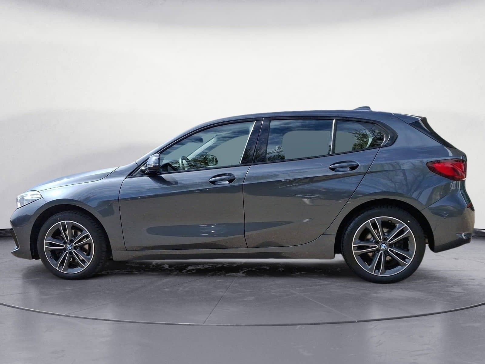 BMW 118i Sport Line Panorama Klimaaut. Sportsitze foto 3