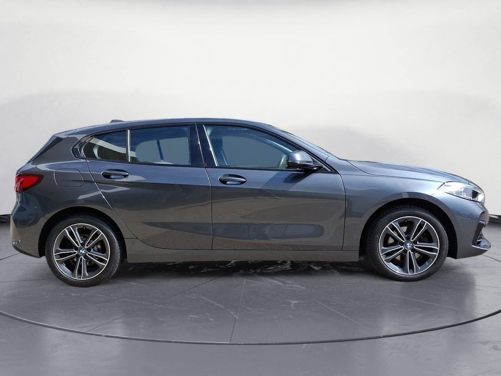 BMW 118i Sport Line Panorama Klimaaut. Sportsitze foto 6