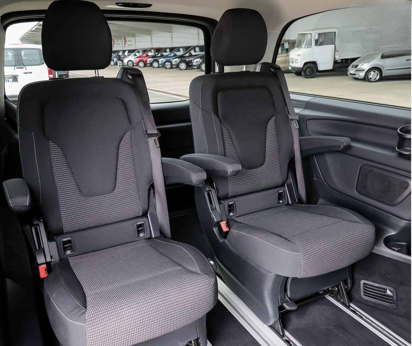 Mercedes-Benz EQV 300 lang,6Sitzer,2xSchiebetür,Distronic foto 12