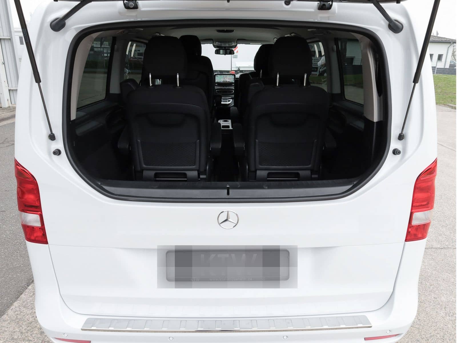 Mercedes-Benz EQV 300 lang,6Sitzer,2xSchiebetür,Distronic foto 9