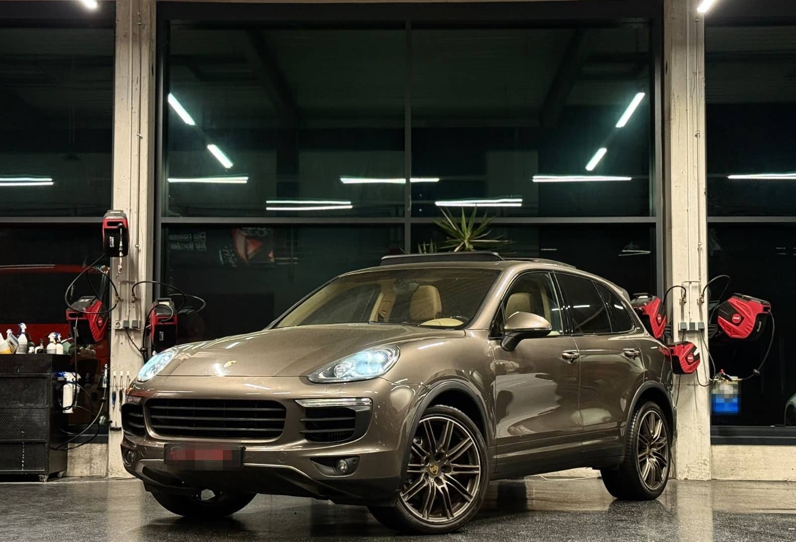 Porsche Cayenne S 4,2 | Pano | Bose | LED | R.Kamera foto 1