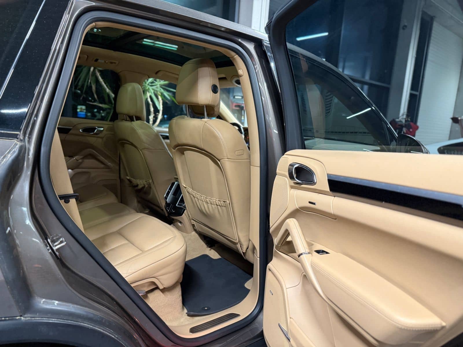 Porsche Cayenne S 4,2 | Pano | Bose | LED | R.Kamera foto 12