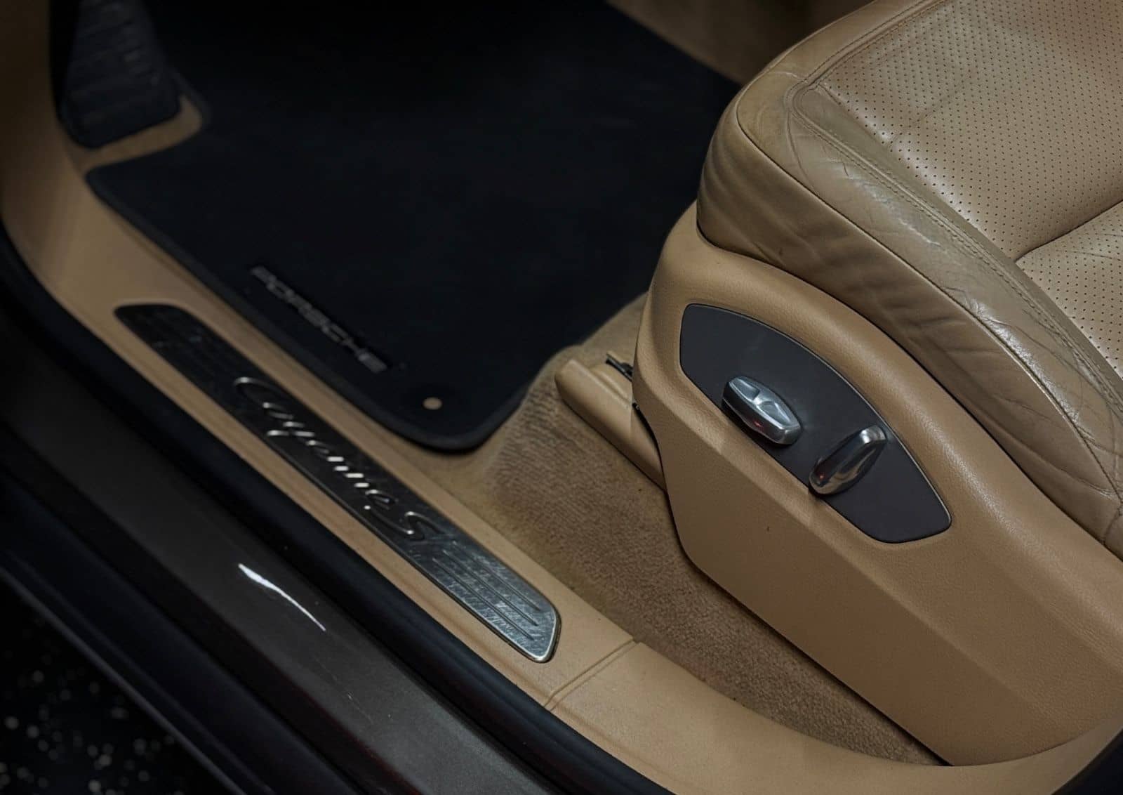 Porsche Cayenne S 4,2 | Pano | Bose | LED | R.Kamera foto 20