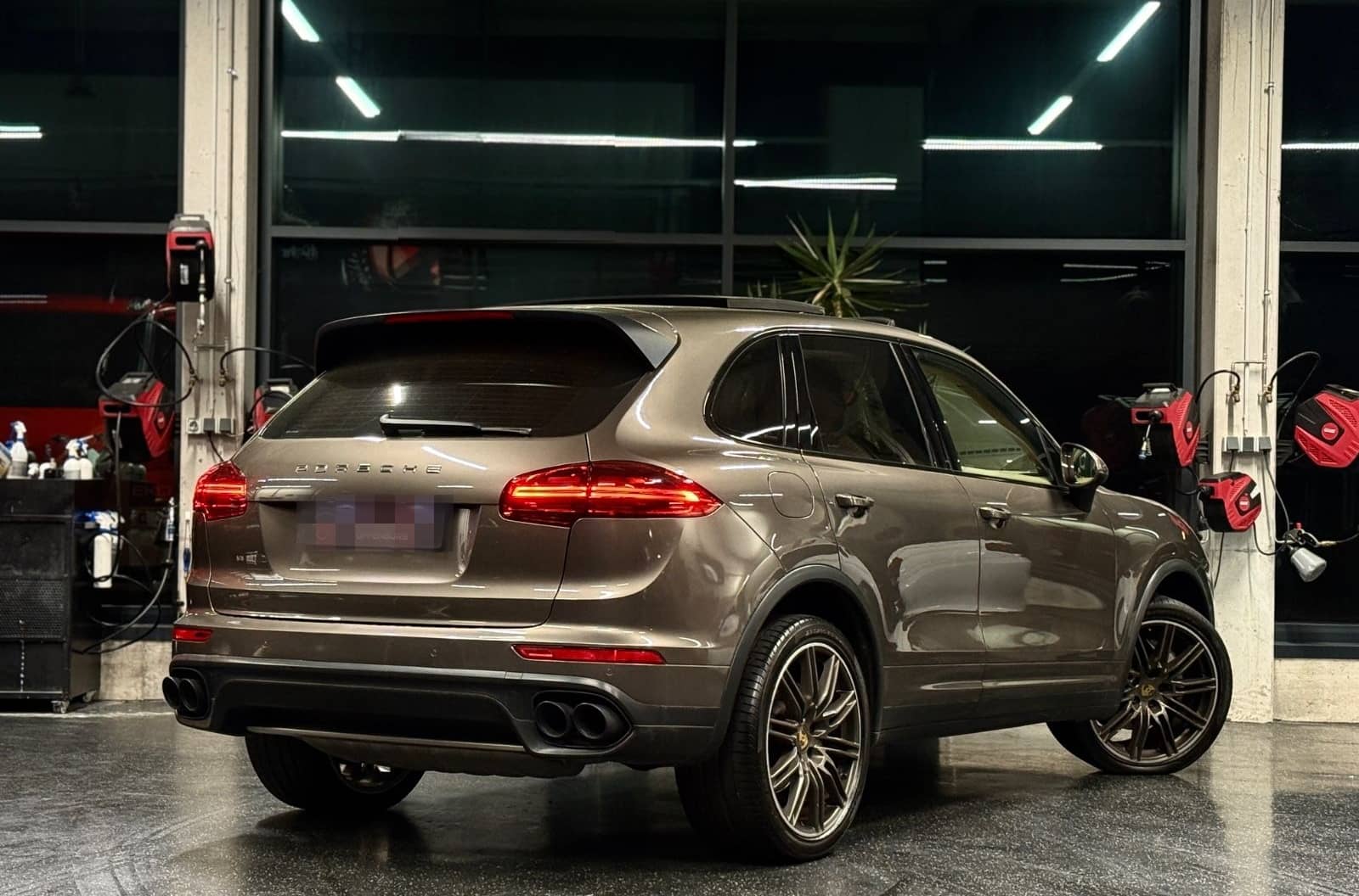 Porsche Cayenne S 4,2 | Pano | Bose | LED | R.Kamera foto 5