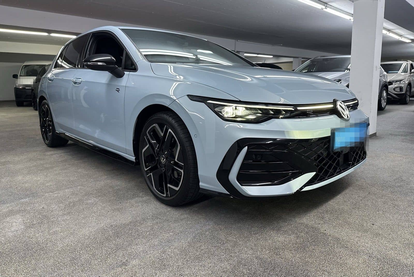 Volkswagen Golf R-Line 1.5 eTSI DSG LED Matrix+NAVI+HUD+ACC foto 4