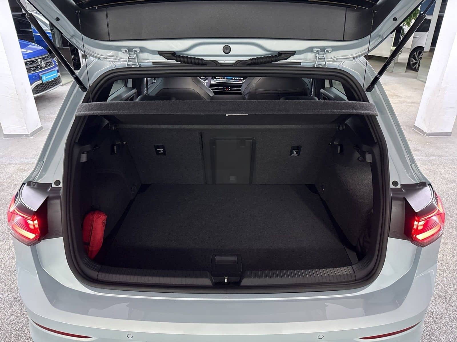 Volkswagen Golf R-Line 1.5 eTSI DSG LED Matrix+NAVI+HUD+ACC foto 8