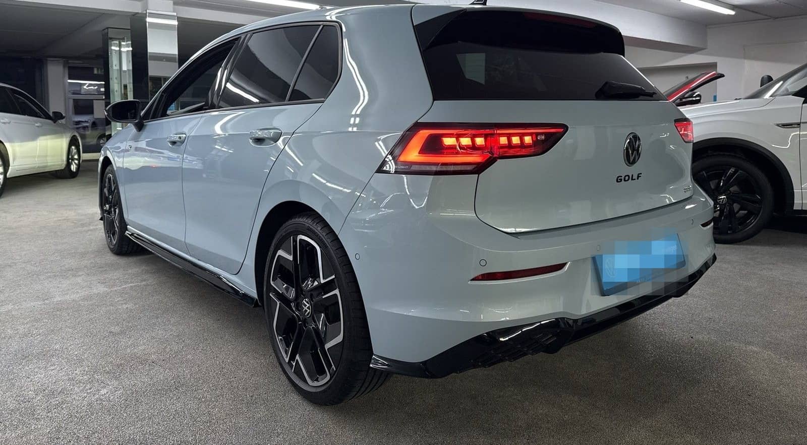 Volkswagen Golf R-Line 1.5 eTSI DSG LED Matrix+NAVI+HUD+ACC foto 10