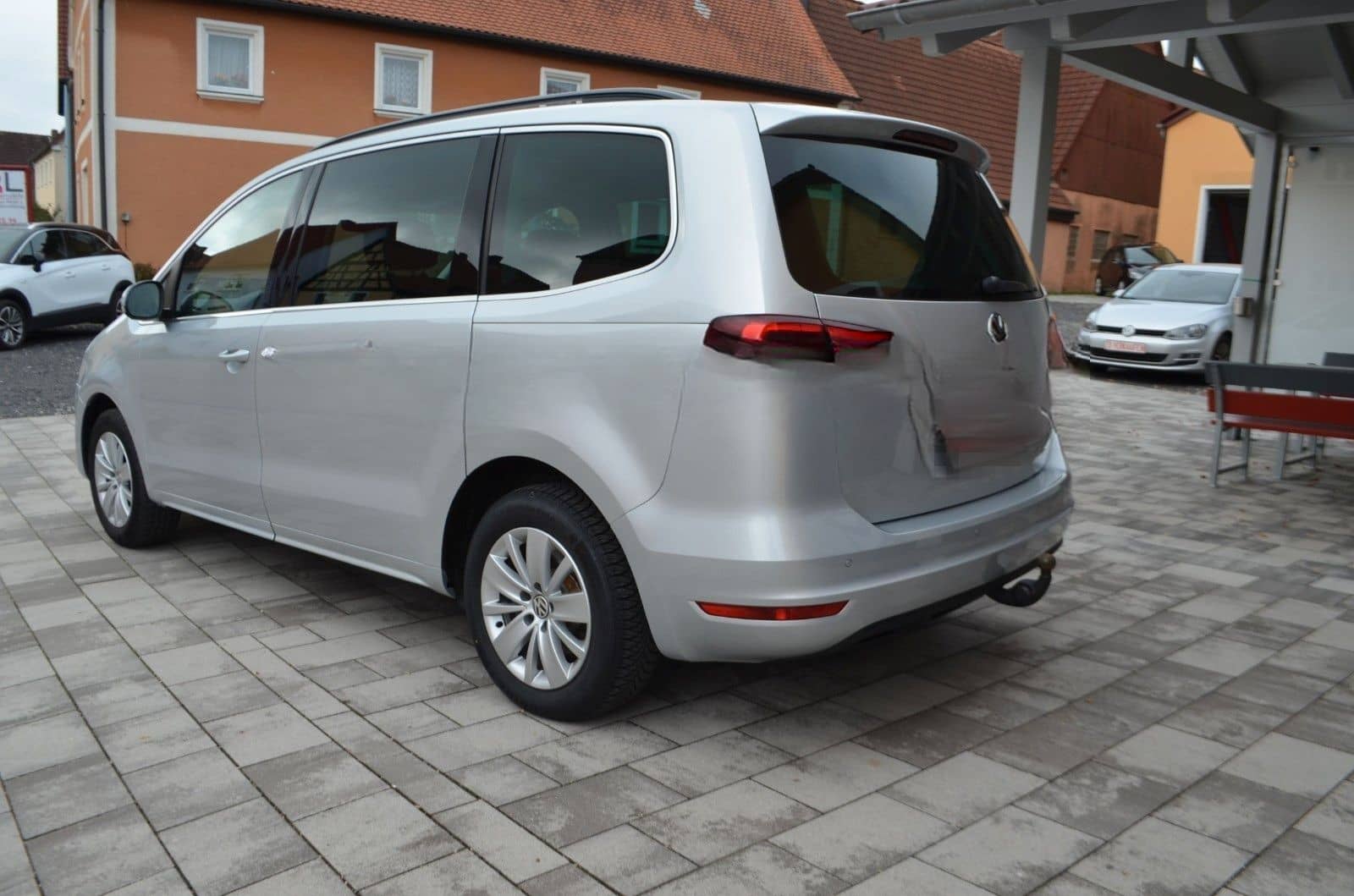 Volkswagen Sharan 1,4 DSG/ 1.Hd/AHK/Leder/Xenon/Kamera foto 6