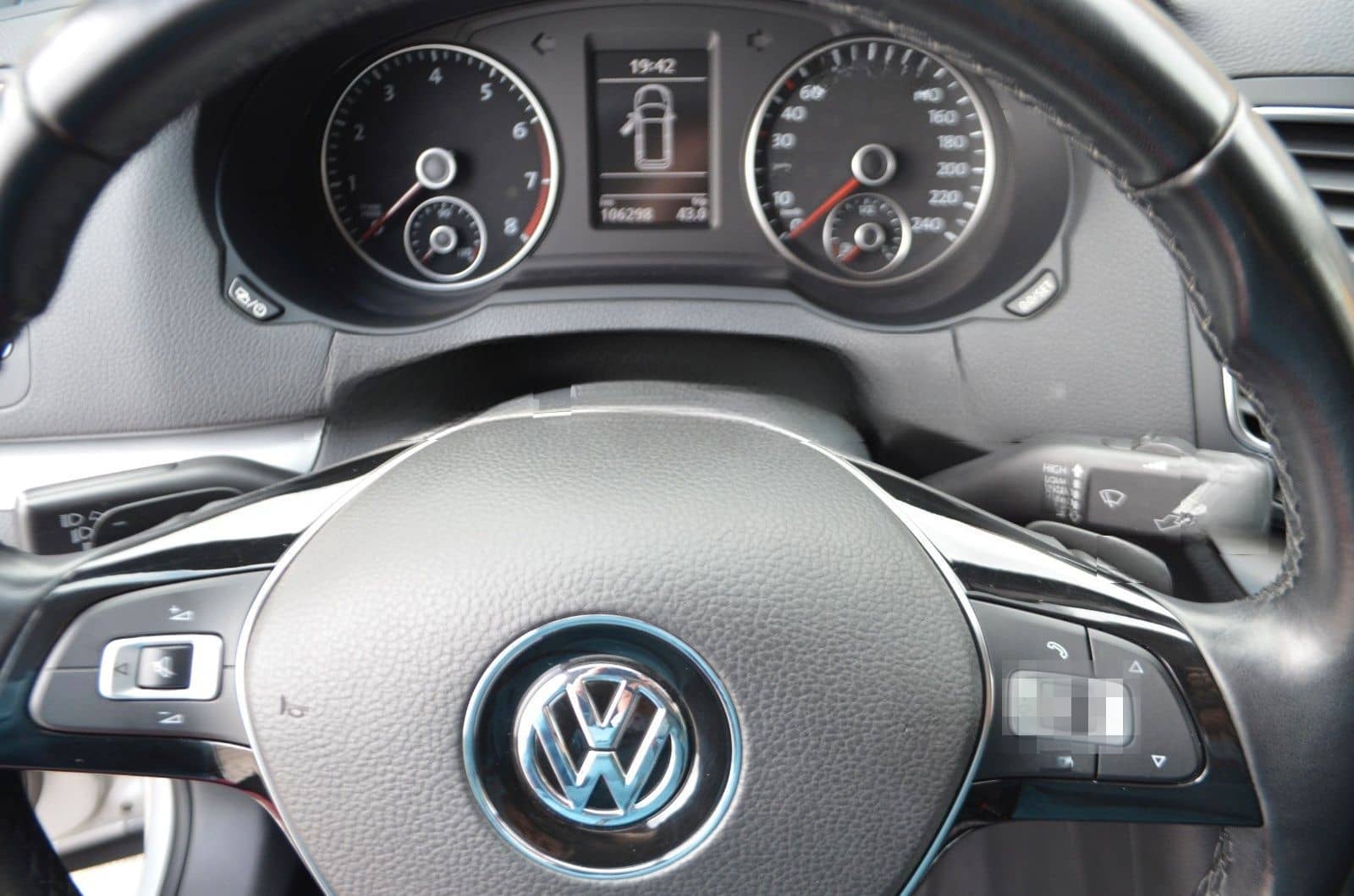 Volkswagen Sharan 1,4 DSG/ 1.Hd/AHK/Leder/Xenon/Kamera foto 9