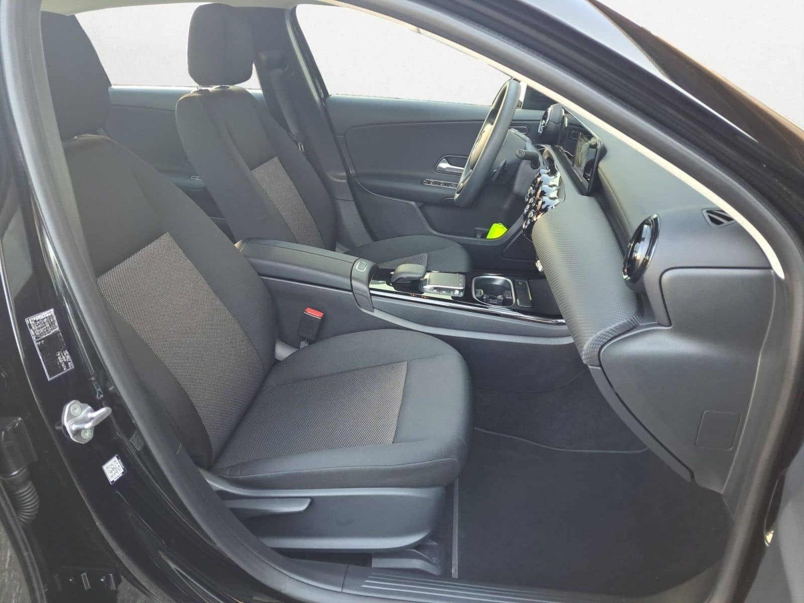 Mercedes-Benz A 180 d Aut. SPUR+KAMERA+SITZHZ+NAVI+TEMPOMAT foto 13