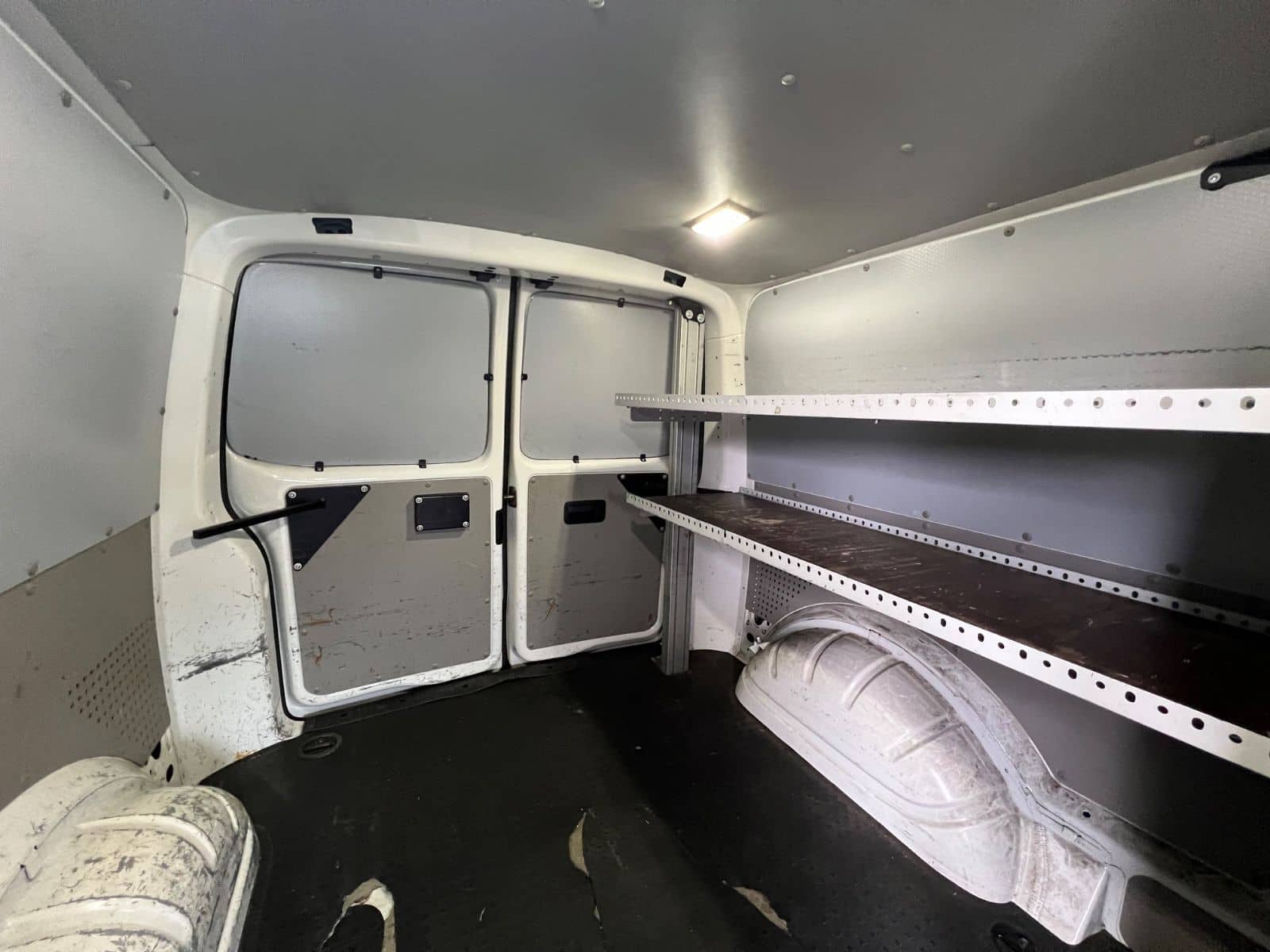 Volkswagen T6 Lang*GELDTRANSPORTER*GEPANZERT*ARMORED*140PS* foto 23