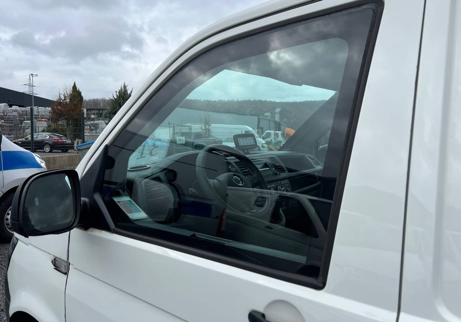 Volkswagen T6 Lang*GELDTRANSPORTER*GEPANZERT*ARMORED*140PS* foto 8