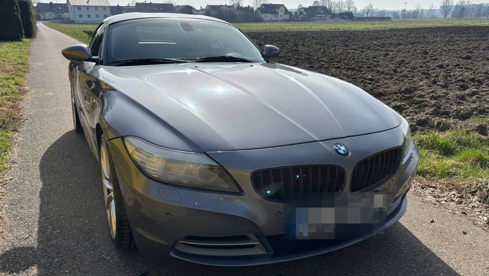 BMW Z4 sDrive35i foto 1