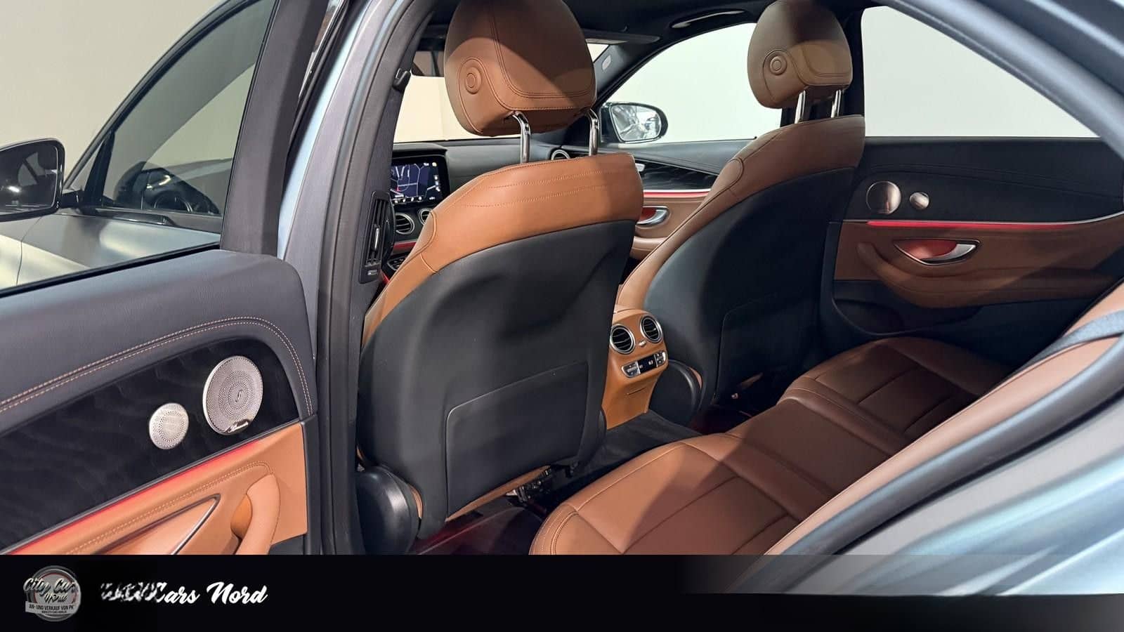 Mercedes-Benz E 400 d 4Matic AMG+PANO+BURMESTER+DESIGNO foto 22