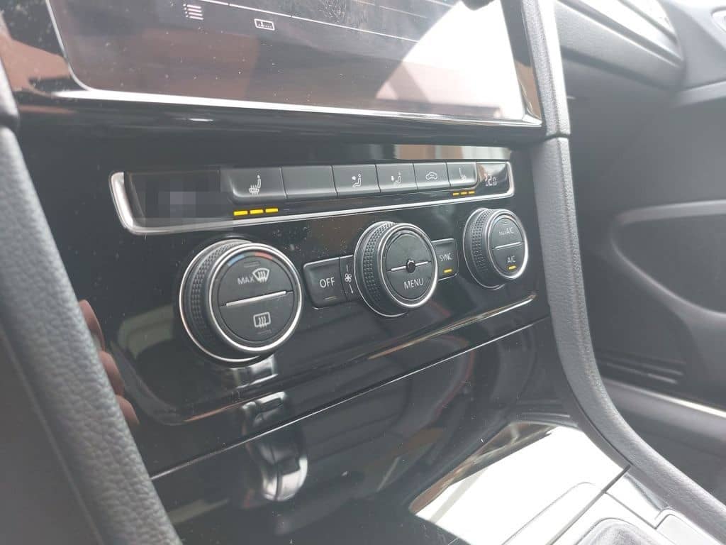 Volkswagen Golf GTI DSG PANO Leder REMUS MAM Felgen SHZ PDC foto 17