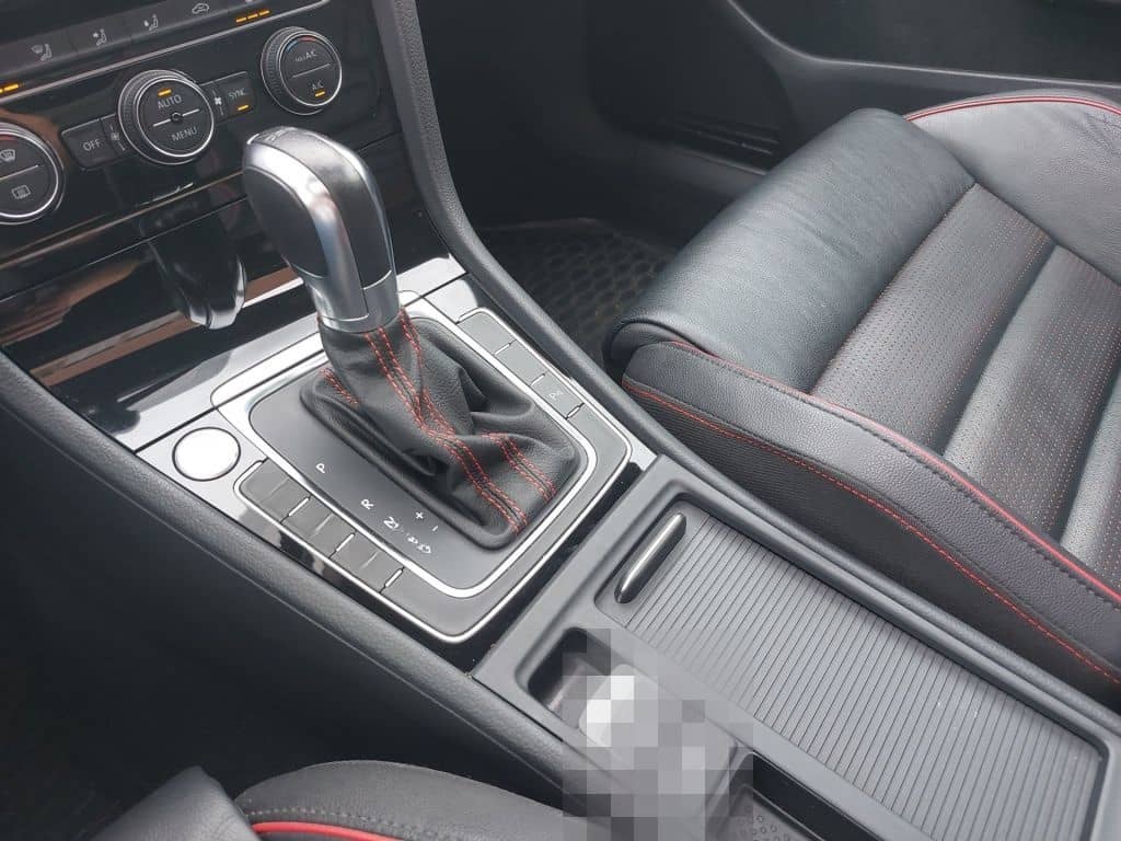 Volkswagen Golf GTI DSG PANO Leder REMUS MAM Felgen SHZ PDC foto 18