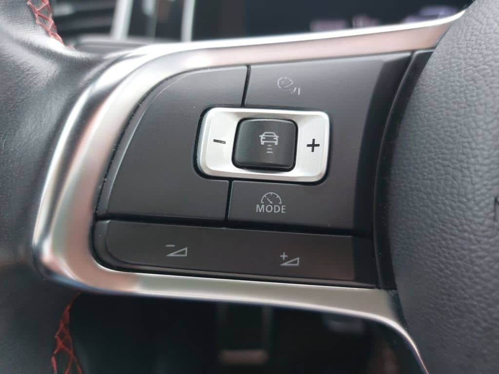 Volkswagen Golf GTI DSG PANO Leder REMUS MAM Felgen SHZ PDC foto 19