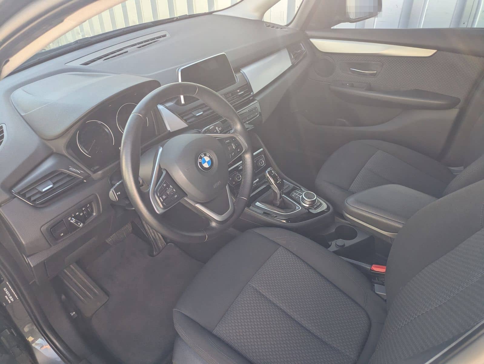 BMW 220i Active Tourer Advantage AHK LED Navi Tempom foto 9