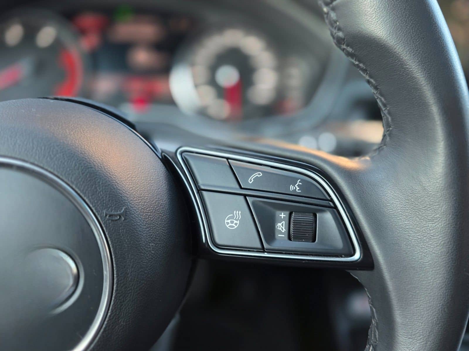 Audi A4 Avant 35 TDI advanced,360KAM,LED,1Hand foto 24