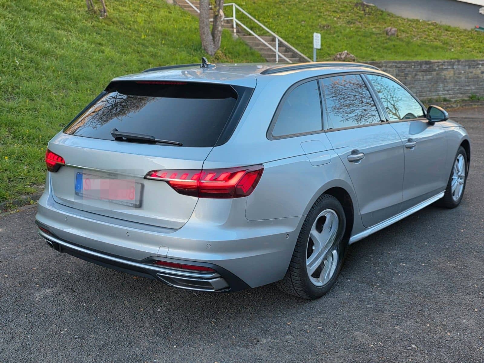 Audi A4 Avant 35 TDI advanced,360KAM,LED,1Hand foto 7