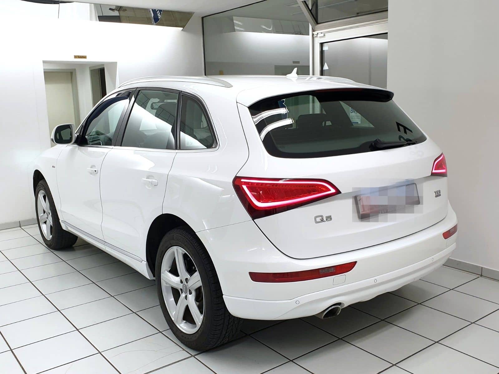 Audi Q5 2.0 TDI Quattro S Line S Tronic AHK NAVI LED foto 5