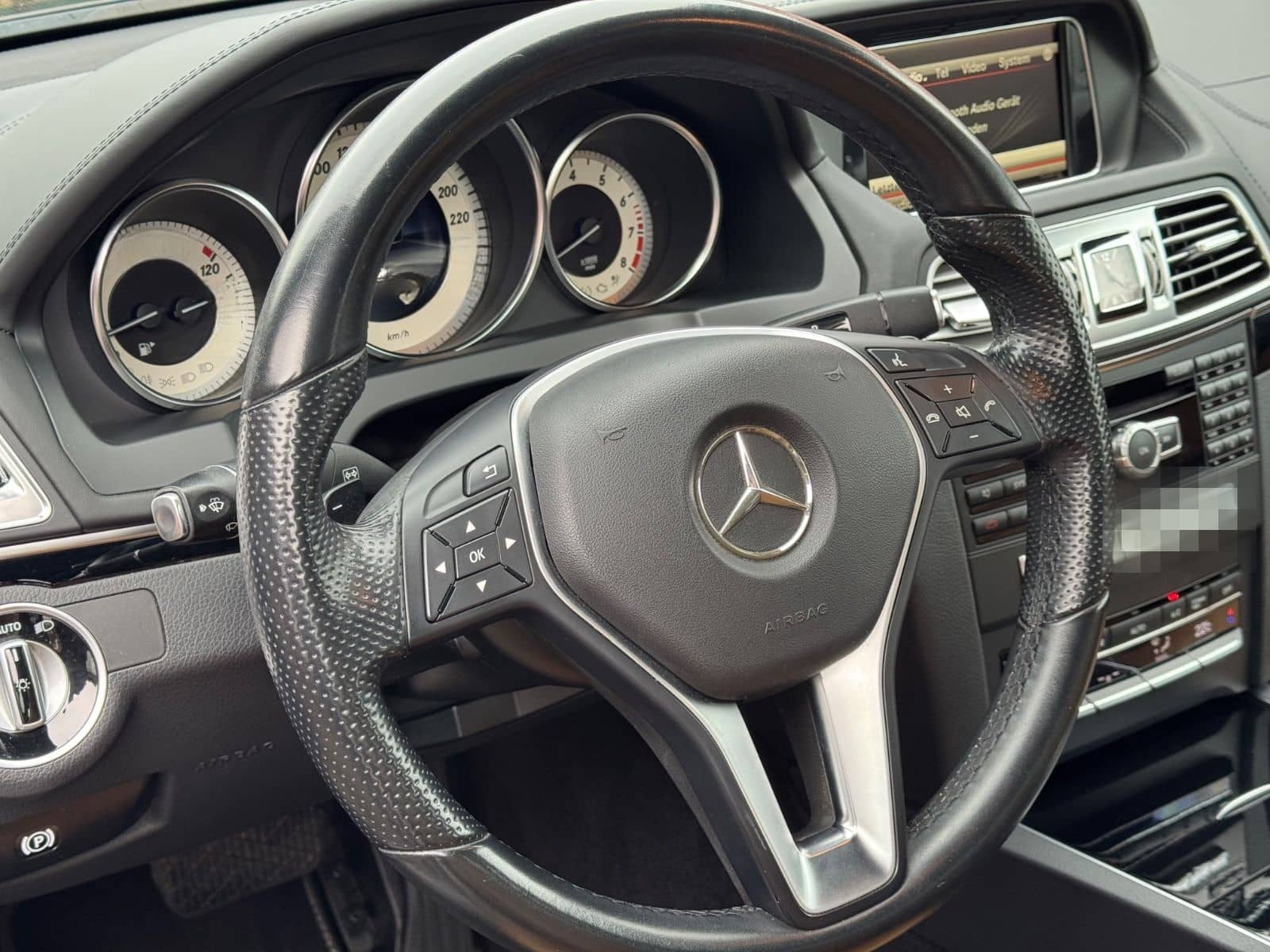 Mercedes-Benz E 350 Coupe 4Matic LEDER 360° ILS H/K MEMORY foto 16