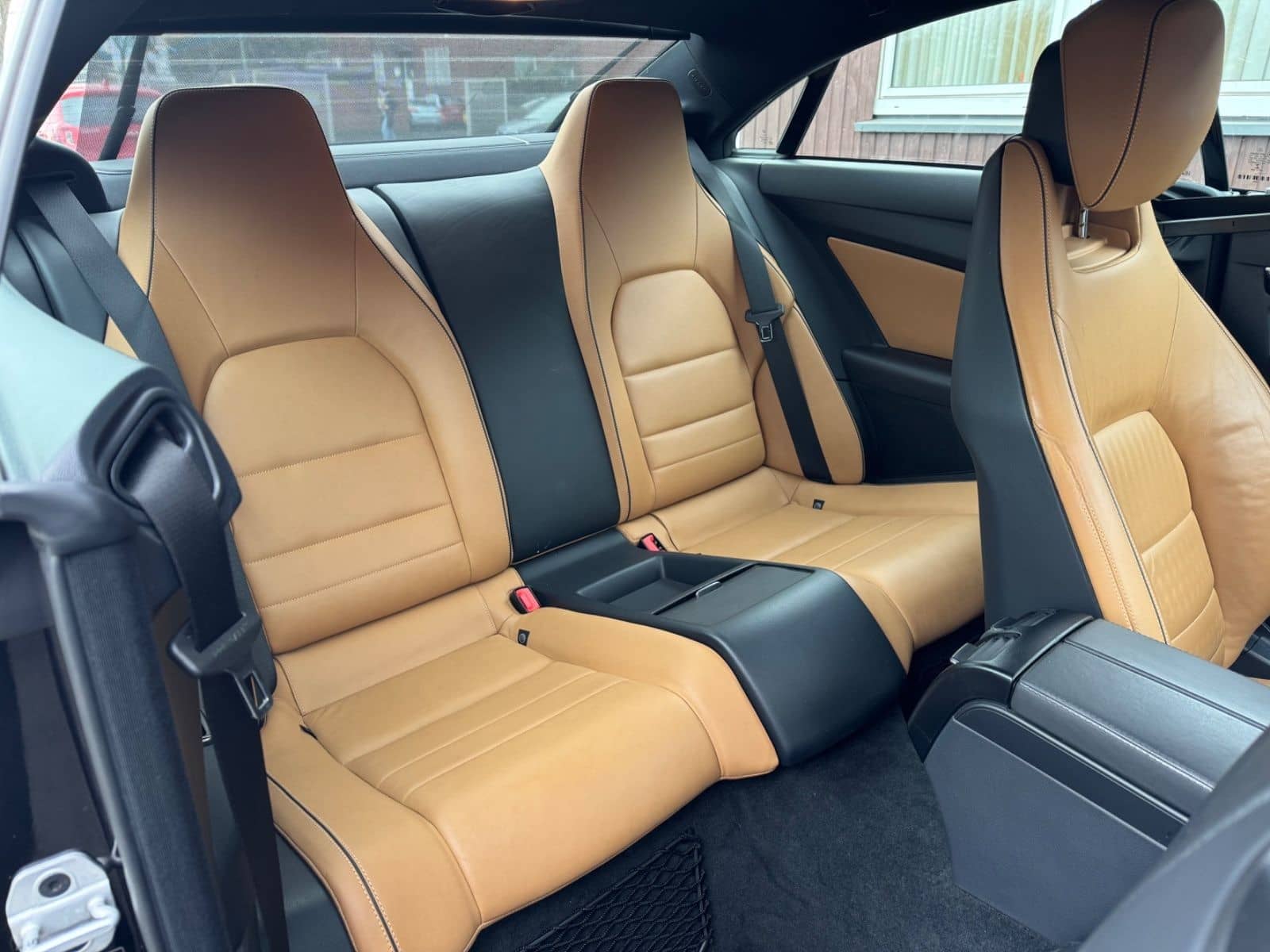 Mercedes-Benz E 350 Coupe 4Matic LEDER 360° ILS H/K MEMORY foto 9