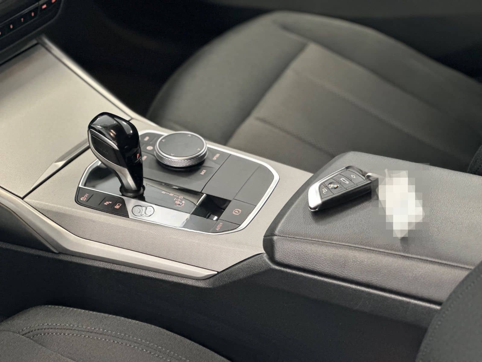 BMW 320e Advantage SAG/Navi/ParkAss/Tempomat/Hi-Fi foto 17