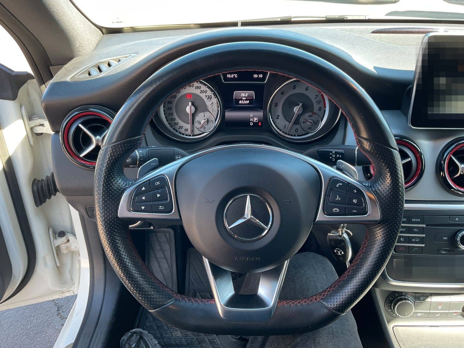 Mercedes-Benz CLA 250 AMG PAKET Navi Kamera PDC SHZ LED foto 13
