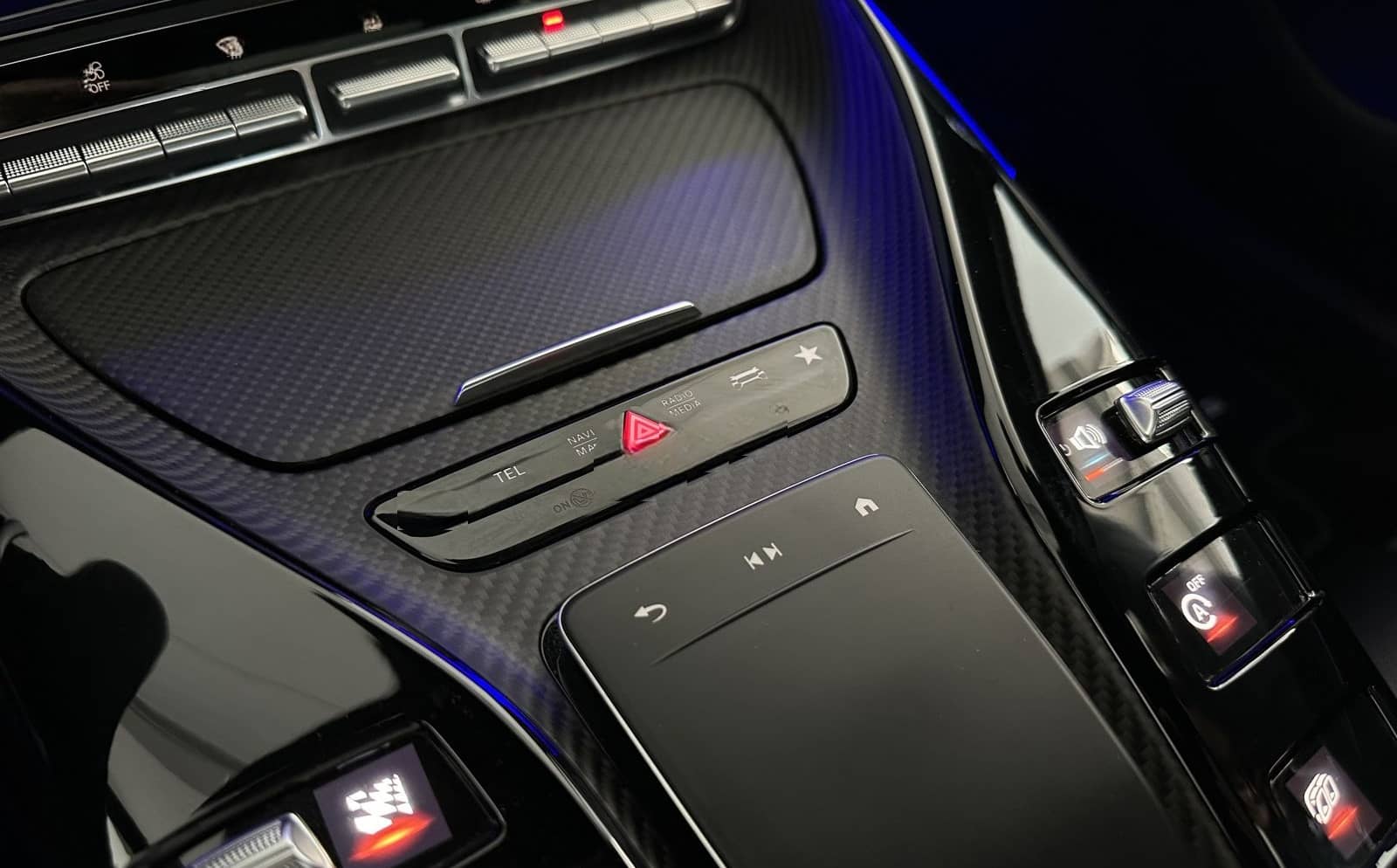 Mercedes-Benz AMG GT GT 53 4MATIC+ | AMG| KERAMIK| FIRST CLASS foto 24