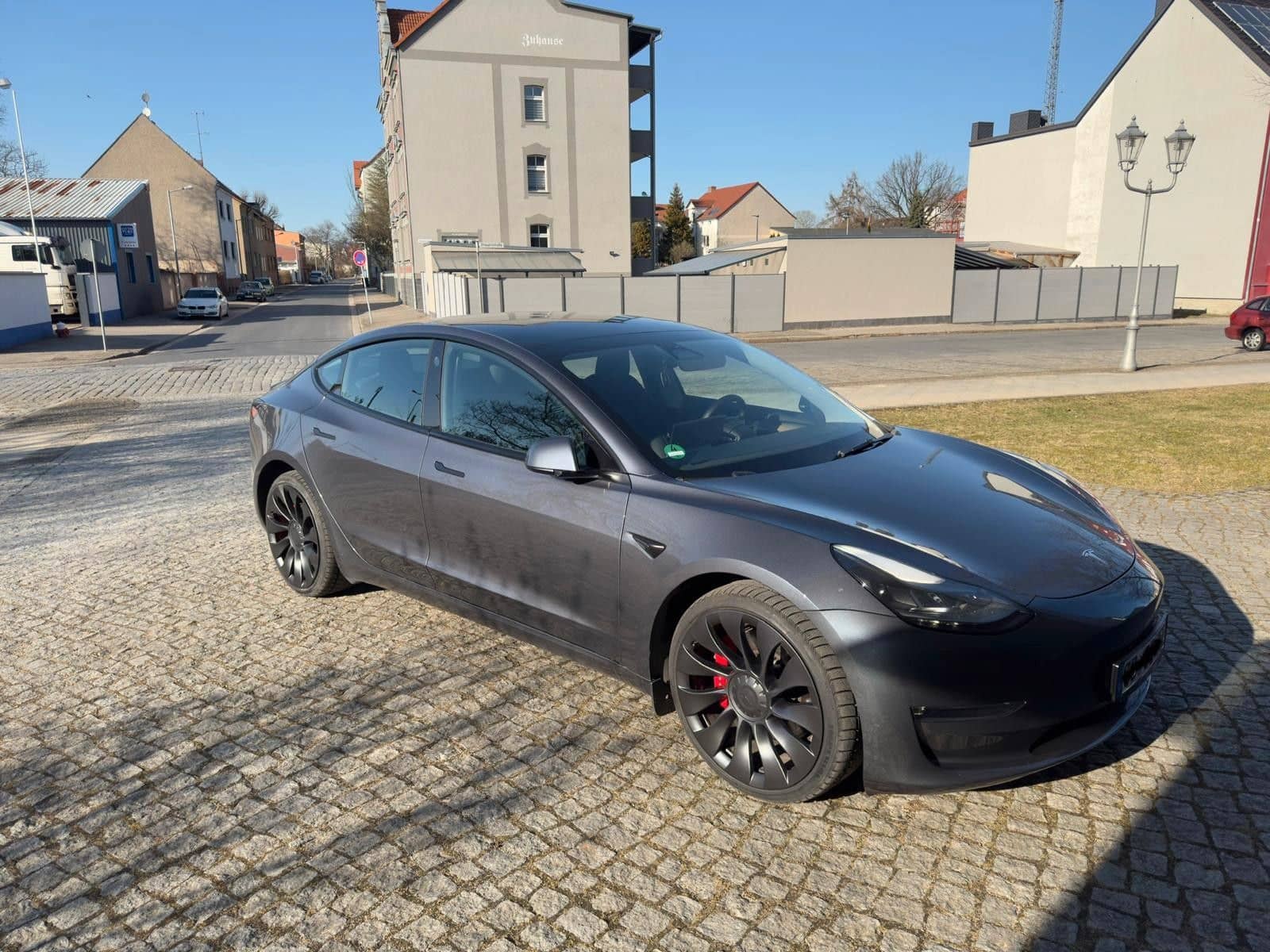 Tesla Model 3 Performance Dual AWD Lift foto 3