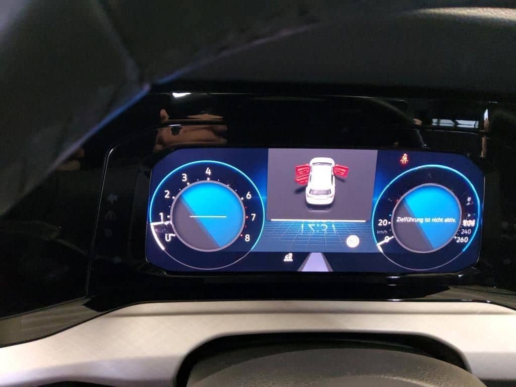 Volkswagen Golf VIII 1.5 TSI Life foto 13