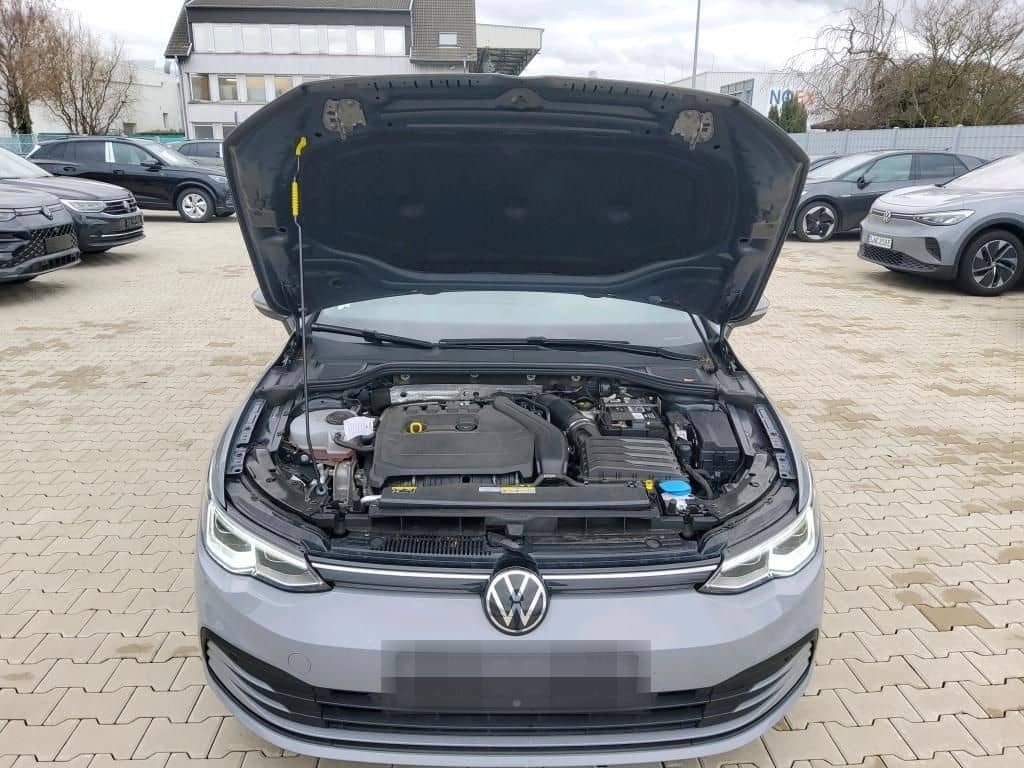 Volkswagen Golf VIII 1.5 TSI Life foto 15