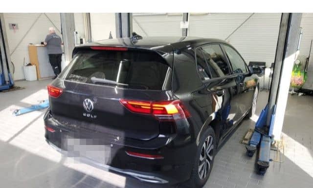 Volkswagen Golf VIII 2.0 TDI Active Navi ACC DAB+ LED Front foto 2