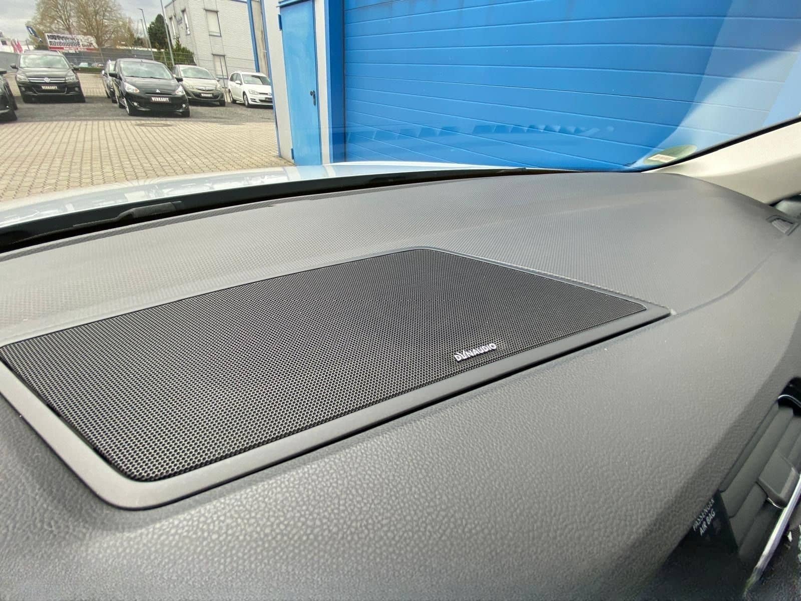 Volkswagen Tiguan Highline 4Motion LED AHK Pano Navi Dynaud foto 18