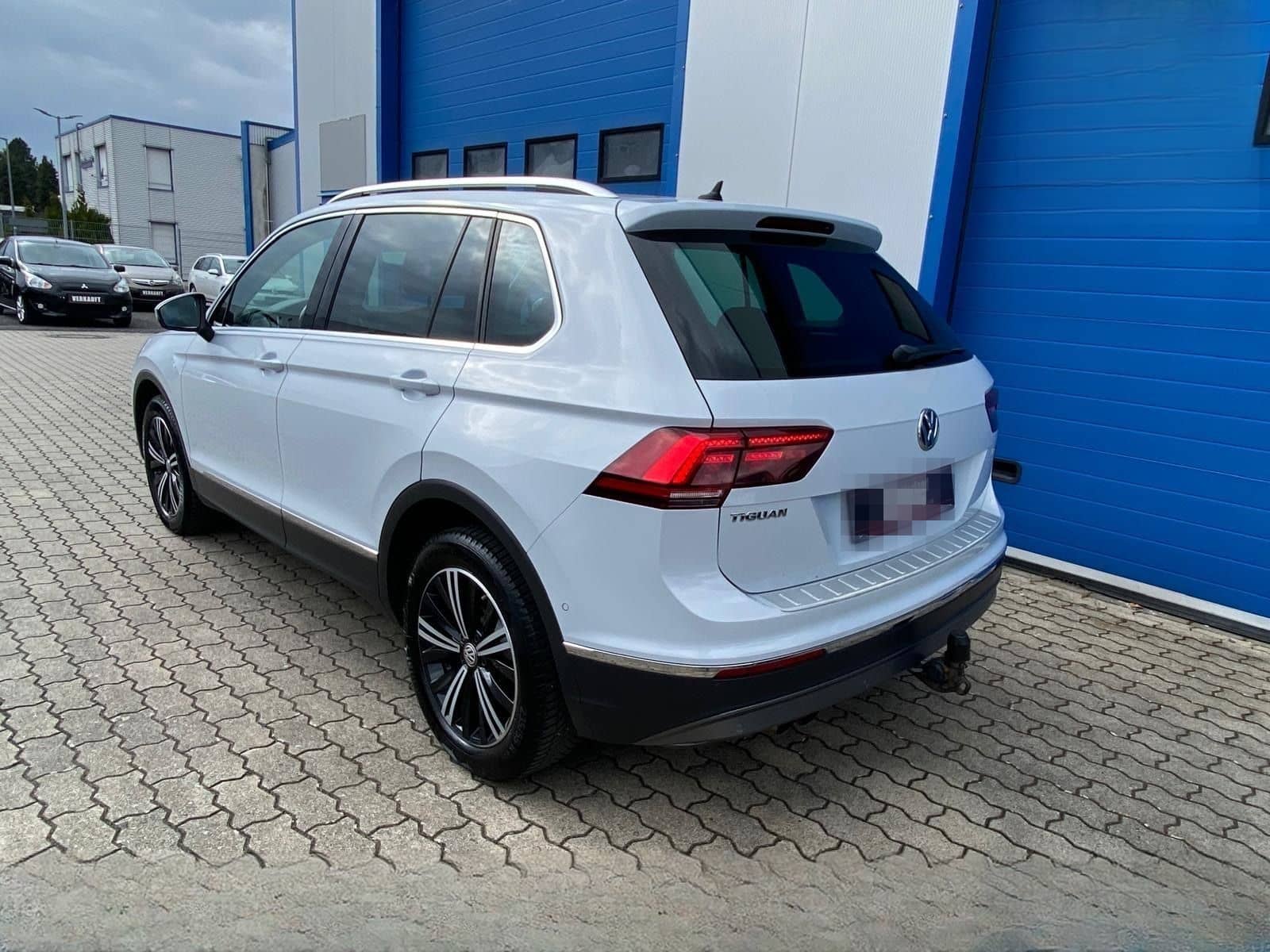 Volkswagen Tiguan Highline 4Motion LED AHK Pano Navi Dynaud foto 7