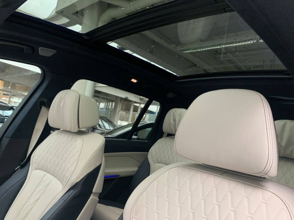 BMW X7 M50i xDrive LASER NAVI HUD PANO STANDH 360° foto 18