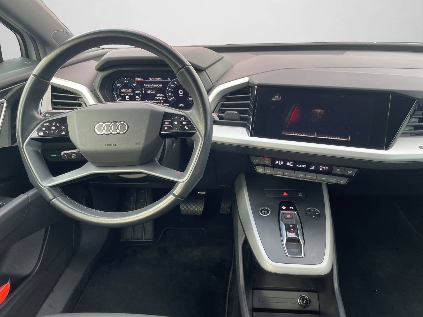 Audi Q4 e-tron 35 e-tron 125 kW SITZHZG PDC CONNECT foto 3