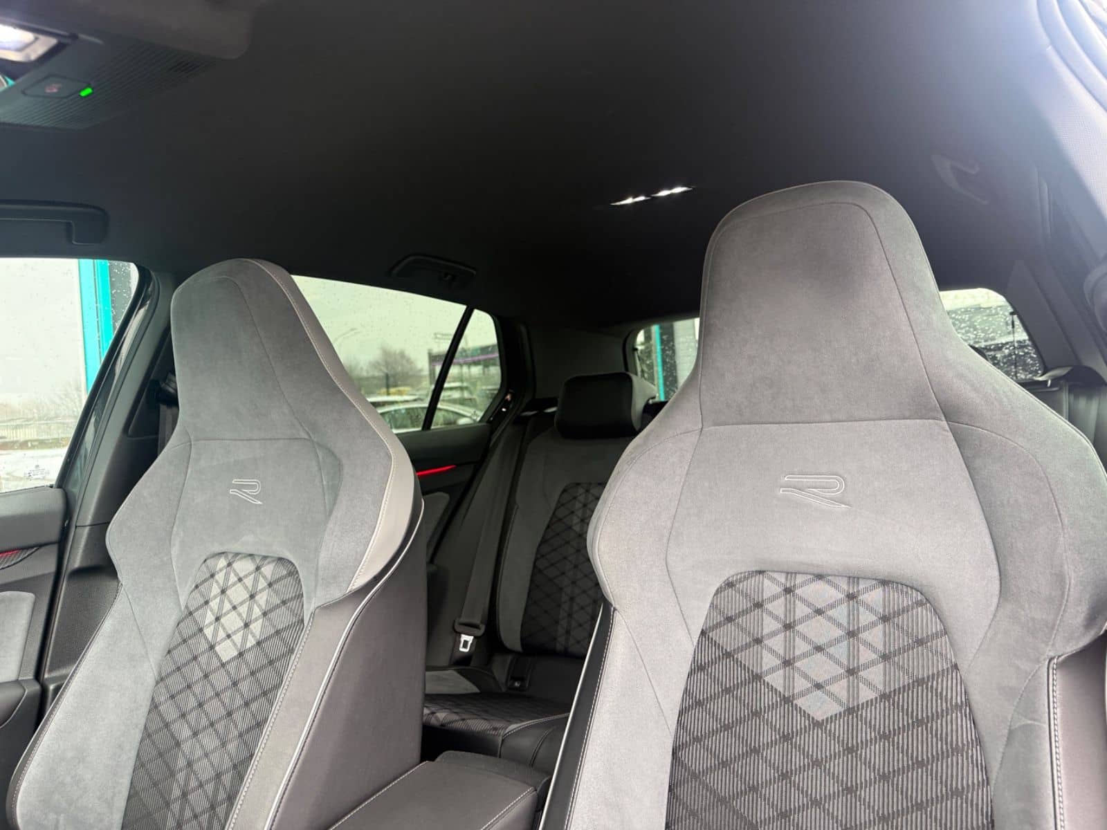 Volkswagen Golf VIII Lim. R-Line foto 11