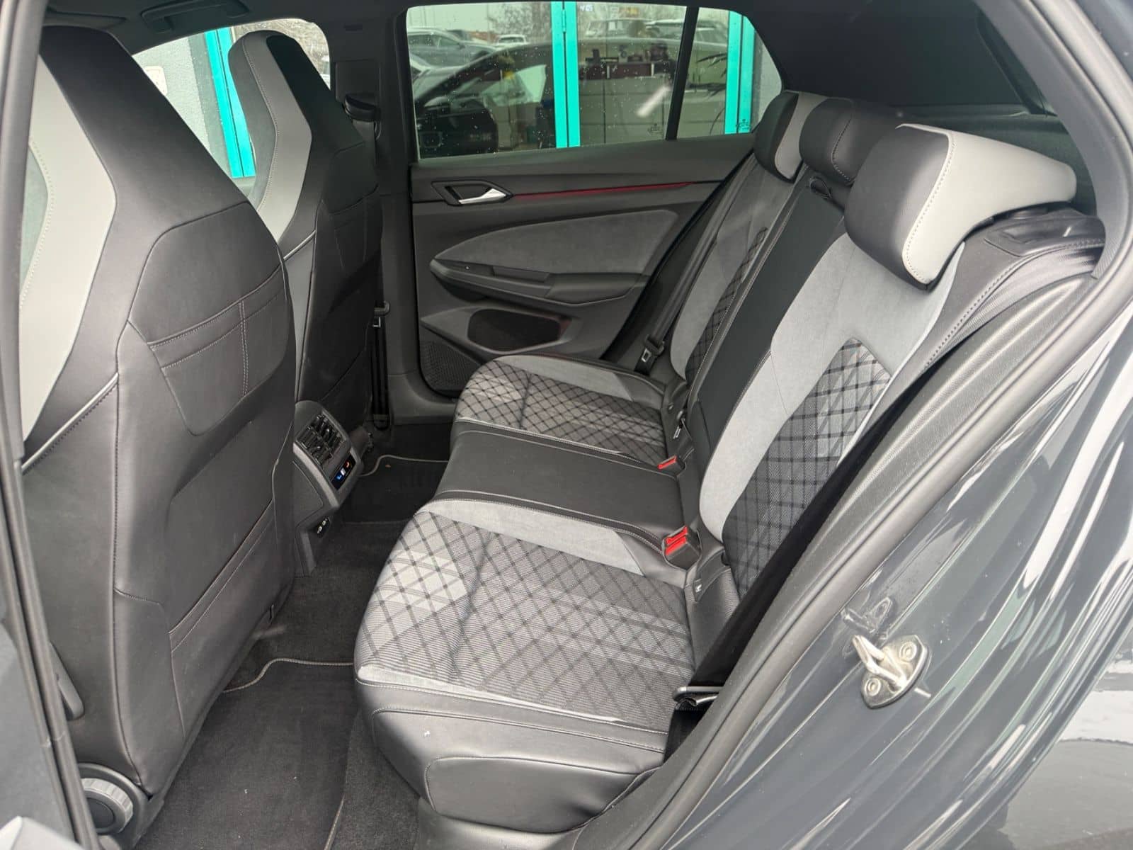 Volkswagen Golf VIII Lim. R-Line foto 12