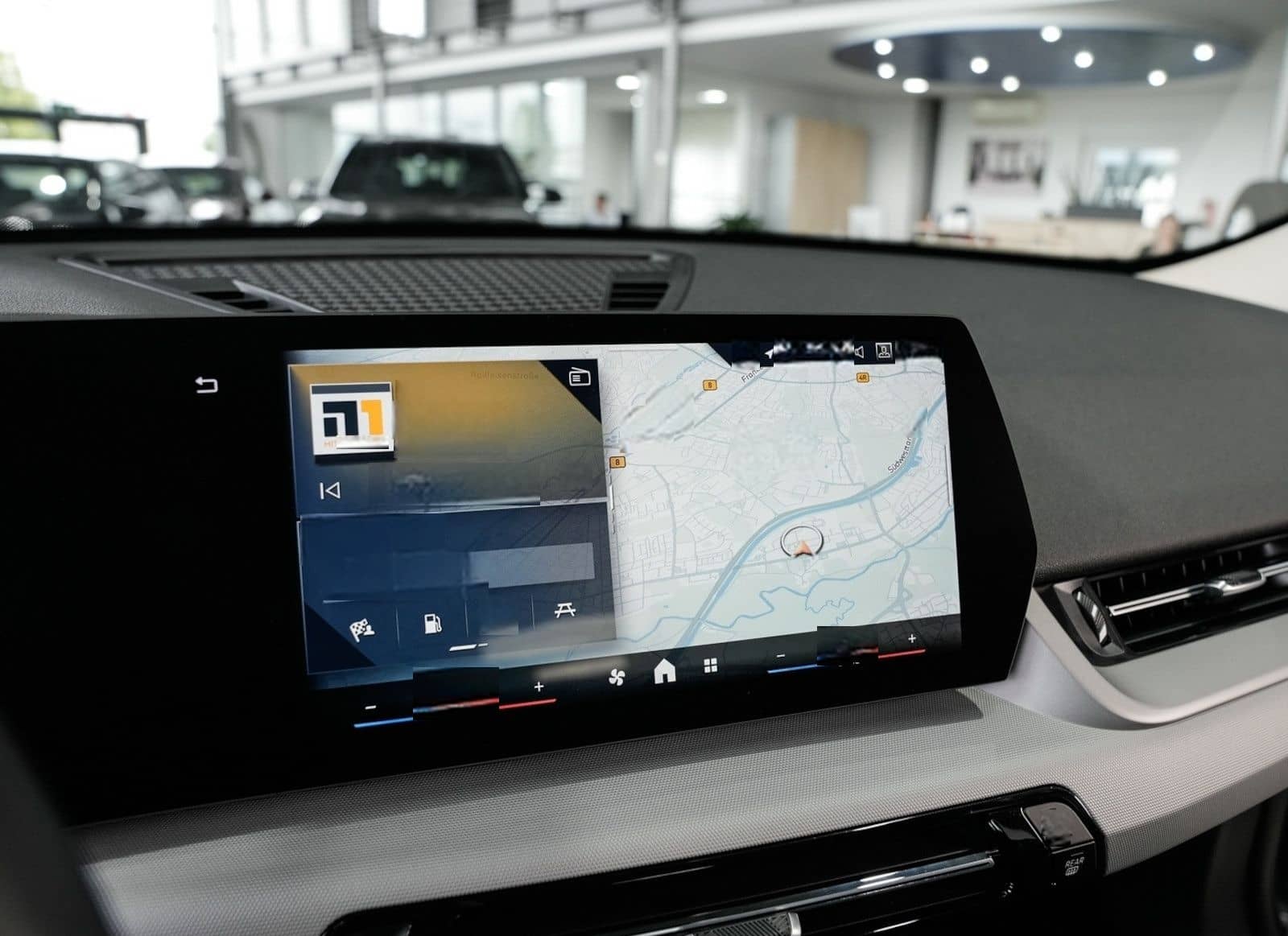 BMW X2 sDrive 18d Komfortzugang Kamera foto 17