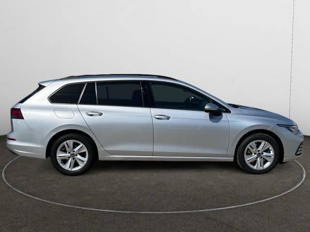 Volkswagen Golf VIII Variant 2.0 TDI DSG Life Navi,AHK,SHZ. foto 6