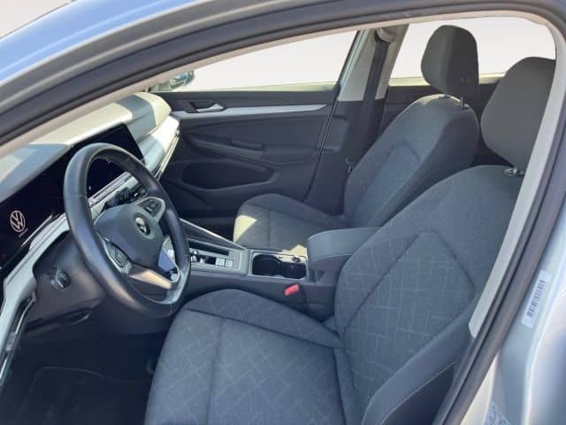 Volkswagen Golf VIII Variant 2.0 TDI DSG Life Navi,AHK,SHZ. foto 9